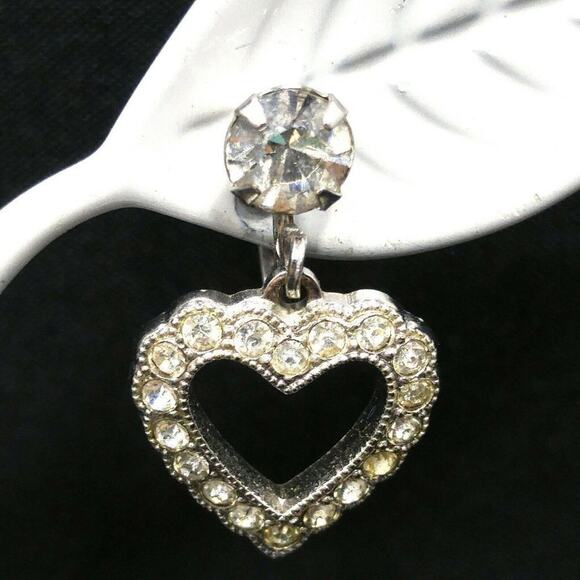 Vintage Weiss Rhinestone Heart Earrings, Screw Back, Mid-Century Vintage Jewelry - Picture 3 of 8